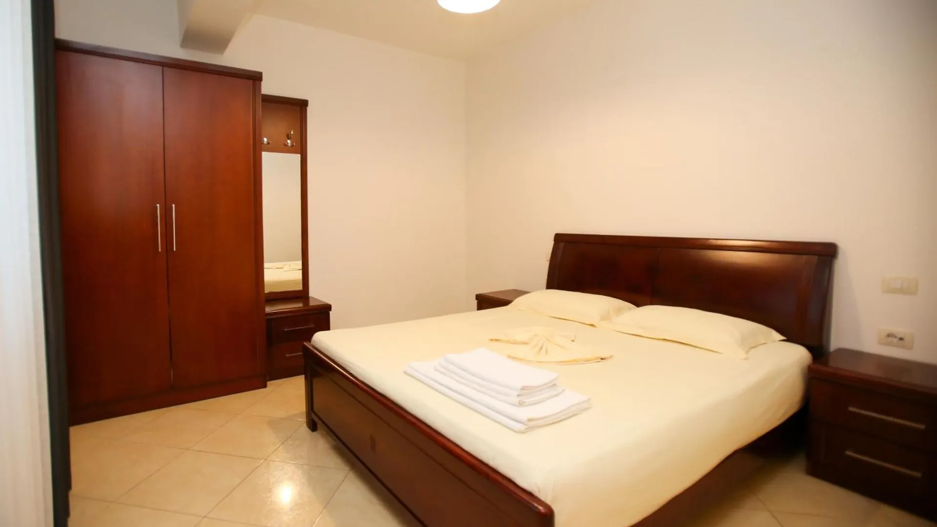 Ionian Seaview Apartment Himare