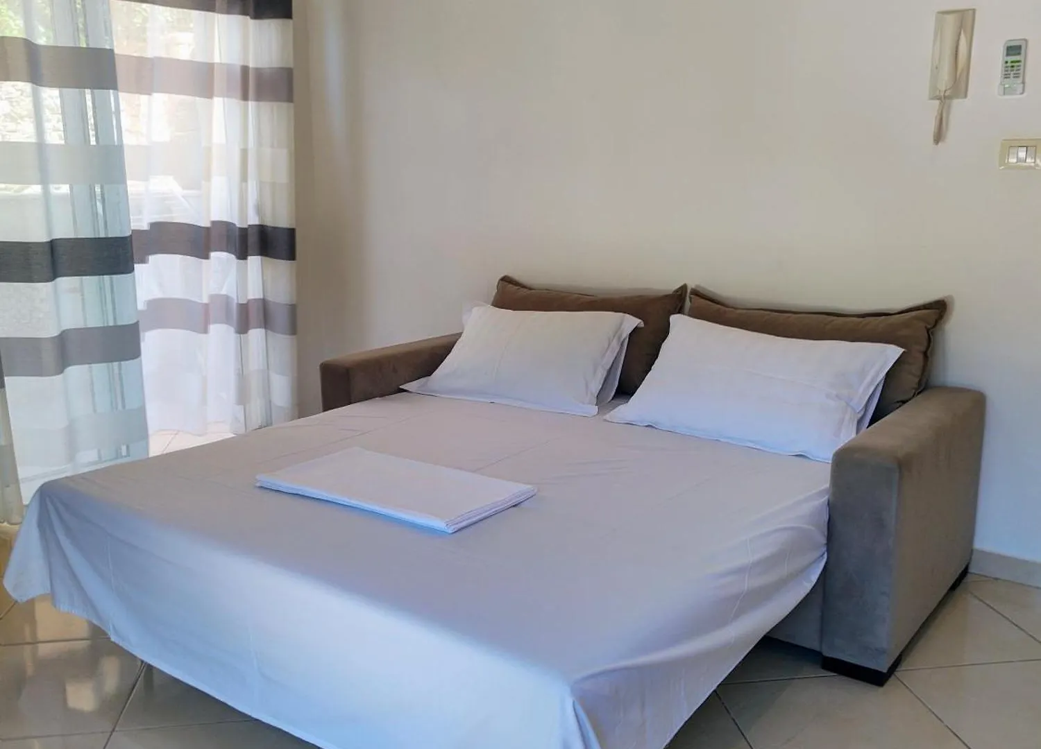Ionian Seaview Apartment Himare