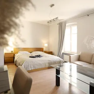  Apartment By The River And Center - Comfortable Polen