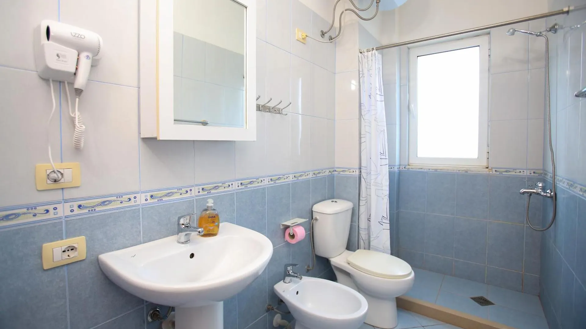 Ionian Seaview Apartment Himare 0*,